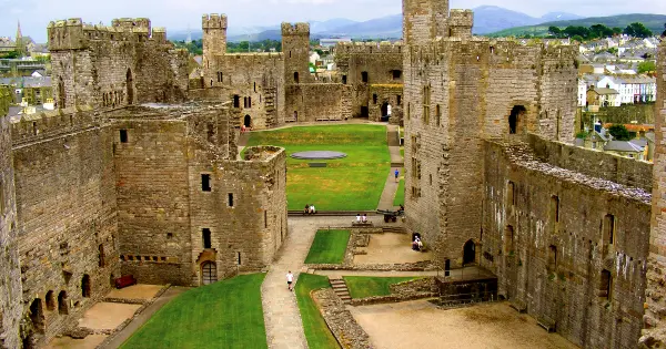 How to Express Emotions in Russian: A Complete Grammar Guide